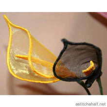 Load image into Gallery viewer, 3D Silk Calla Lily