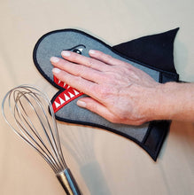 Load image into Gallery viewer, FALSE