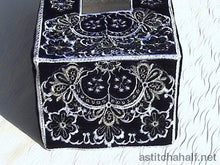 Load image into Gallery viewer, FALSE