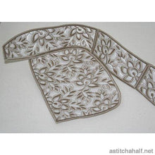 Load image into Gallery viewer, Whispers in White Clutch Purses