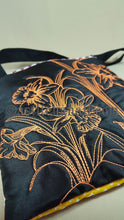 Load image into Gallery viewer, Chalk Board Daffodil Cross Body Bag
