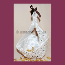 Load image into Gallery viewer, Regal Basket
