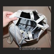 Load image into Gallery viewer, Travel Back Pack
