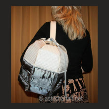 Load image into Gallery viewer, Travel Back Pack
