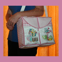 Load image into Gallery viewer, Miss Bonnet Tote Bag 01
