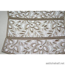 Load image into Gallery viewer, Whispers in White Clutch Purses
